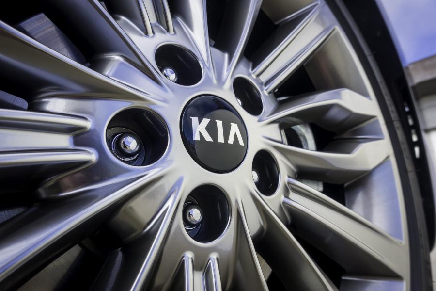 Колеса Kia Cadenza (YG) 2020 года  (NA) (фото 36 из 51)